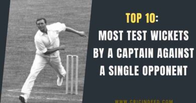 Richie benaud bowling in a test match