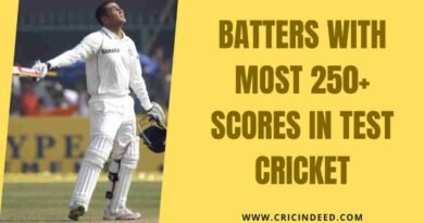 sehwag celebrating crossing 250 in a test match